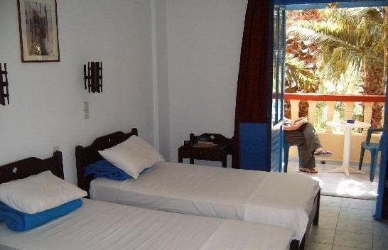 Palm Bay Hotel Сисси Экстерьер фото