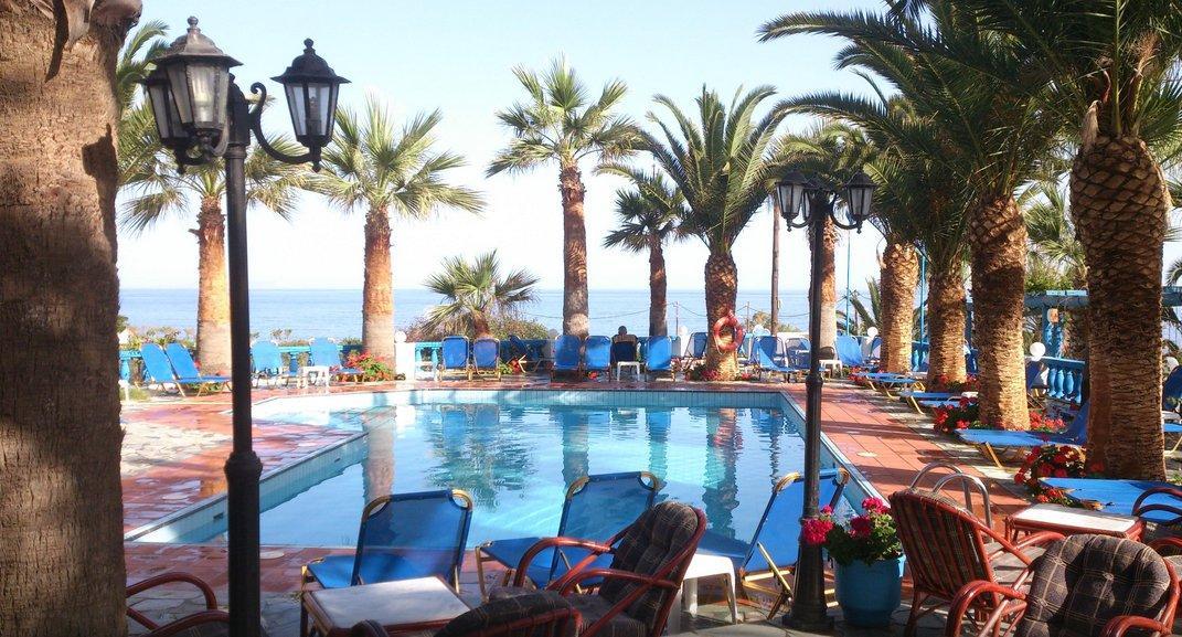 Palm Bay Hotel Сисси Экстерьер фото