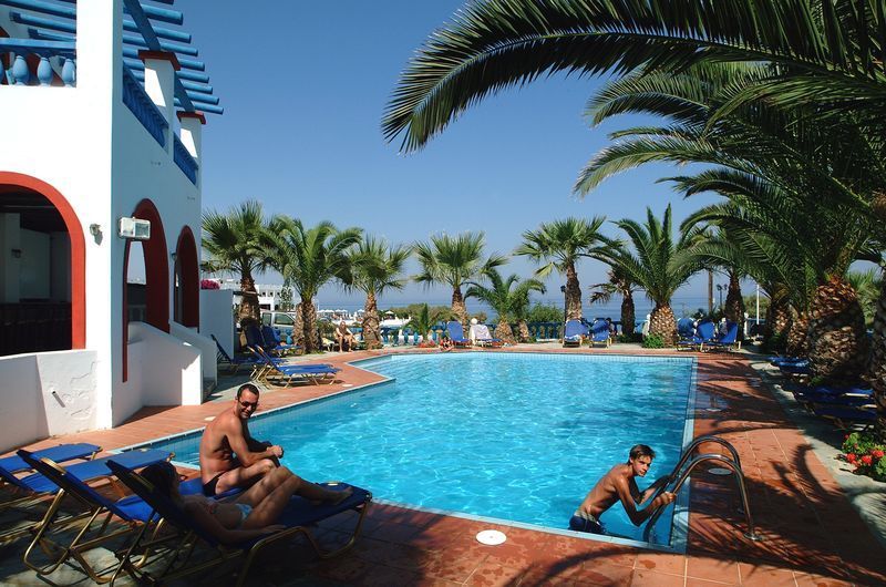 Palm Bay Hotel Сисси Экстерьер фото